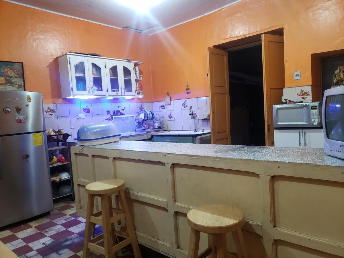 Casa Vieja Del Centro Historico Apartment Quito Bagian luar foto